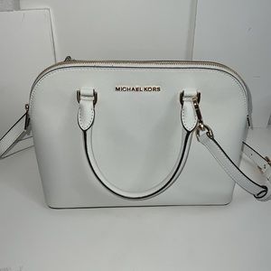 Micheal Kors White Satchel